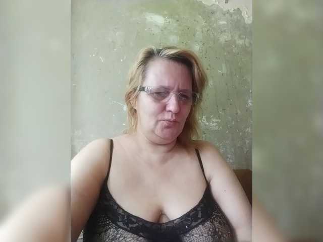ForestLadyXL live cam on BongaCams