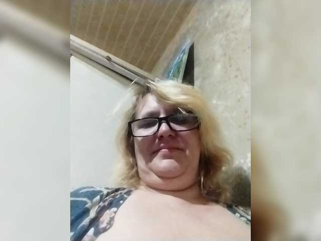 ForestLadyXL live cam on BongaCams