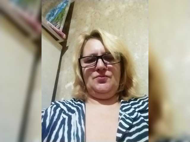 ForestLadyXL, live now on BongaCams