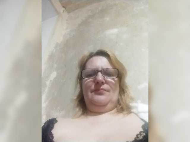 forestladyxl cam belle