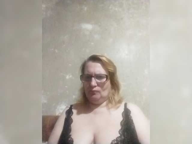 ForestLadyXL live cam on BongaCams