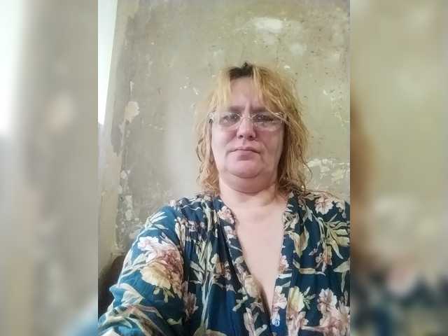 ForestLadyXL live cam on BongaCams