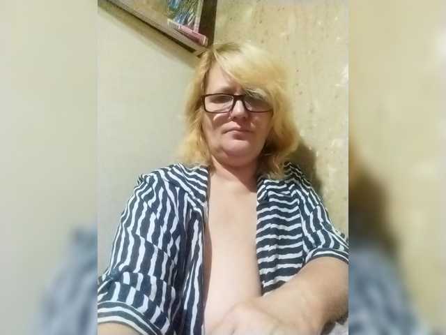 ForestLadyXL live cam on BongaCams