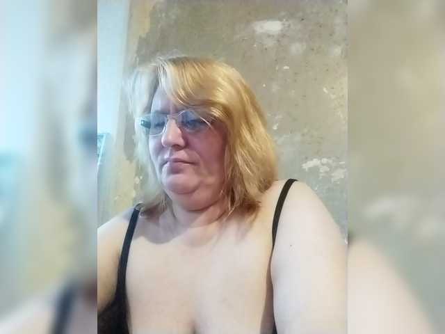 ForestLadyXL live cam on BongaCams