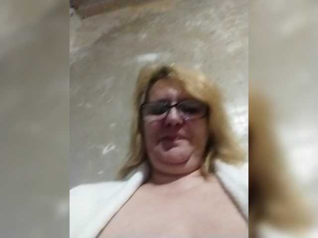 ForestLadyXL webcam