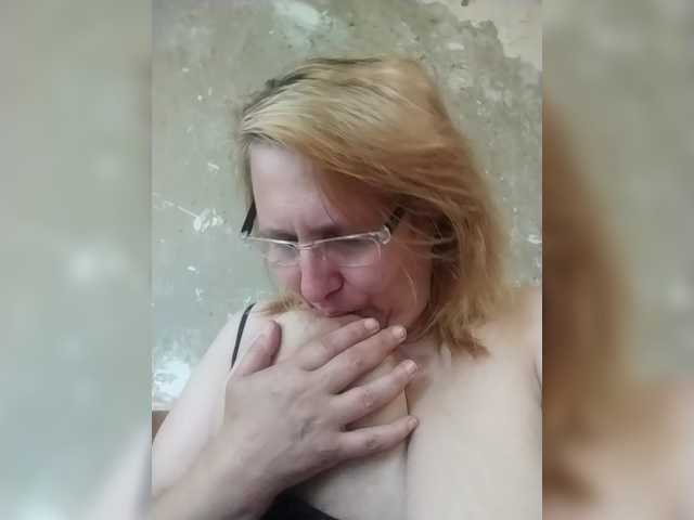 ForestLadyXL live cam on BongaCams
