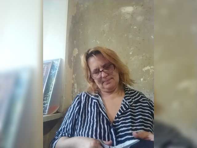 ForestLadyXL live cam on BongaCams