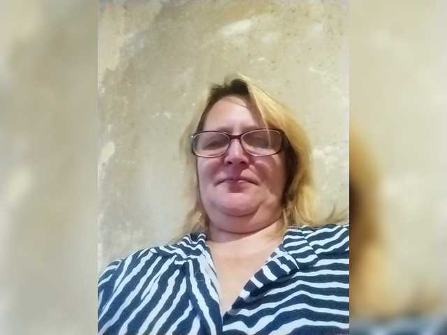 ForestLadyXL live cam on BongaCams