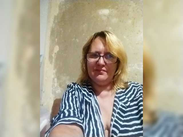 ForestLadyXL live cam on BongaCams
