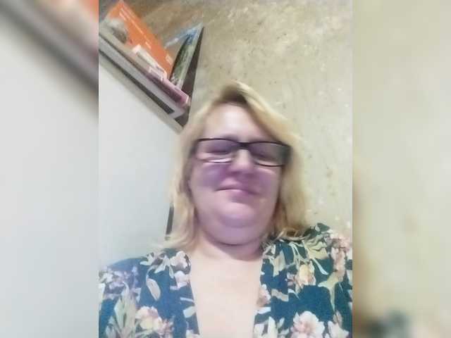 ForestLadyXL live cam on BongaCams