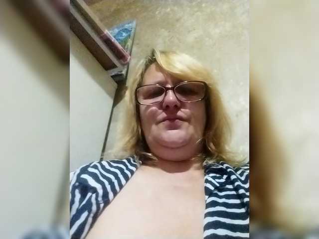 go to chat with ForestLadyXL