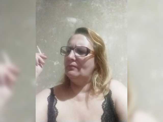 forestladyxl cam belle