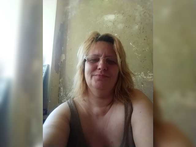 ForestLadyXL live cam on BongaCams