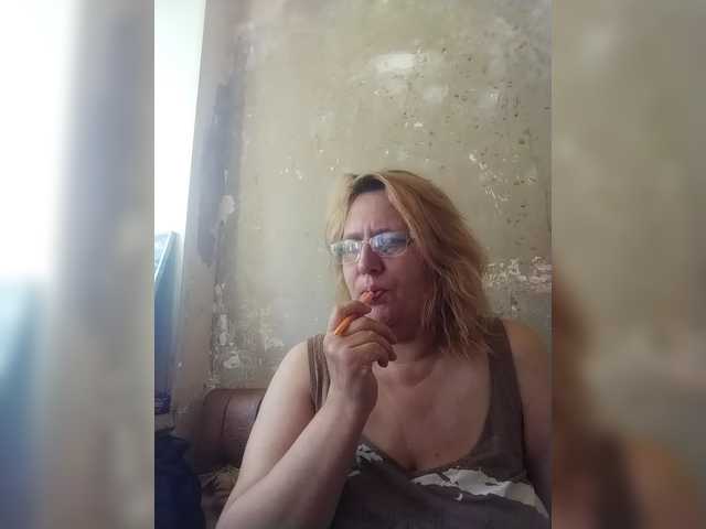 ForestLadyXL live cam on BongaCams