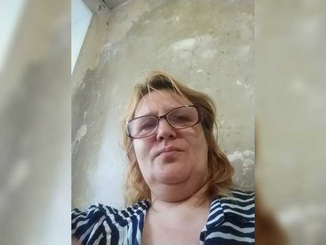forestladyxl cam belle