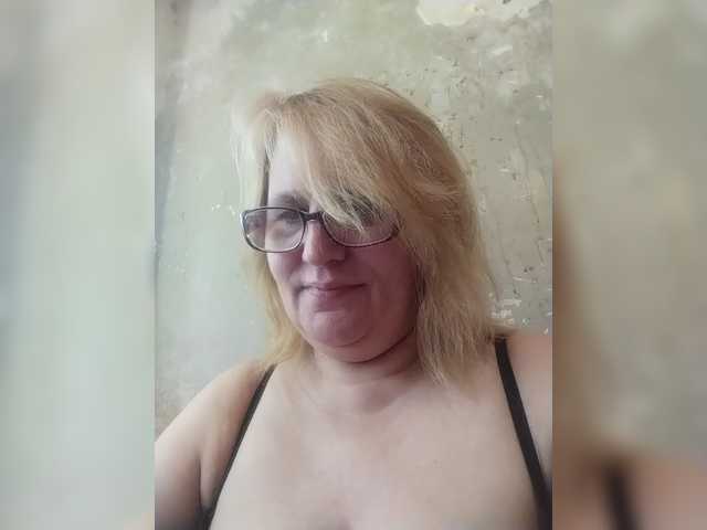 ForestLadyXL live cam on BongaCams