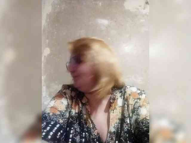 ForestLadyXL webcam