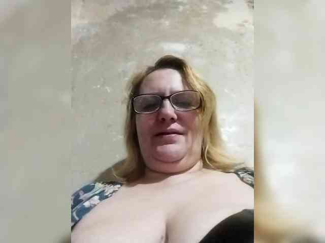 ForestLadyXL webcam