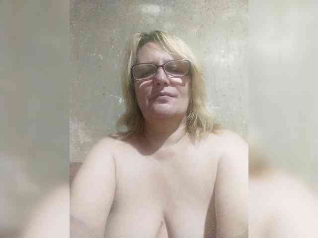 ForestLadyXL webcam