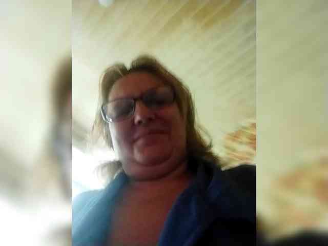 ForestLadyXL webcam