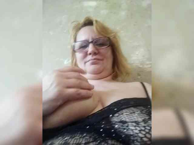 ForestLadyXL webcam