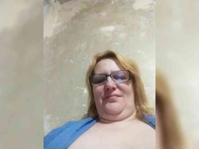 ForestLadyXL webcam
