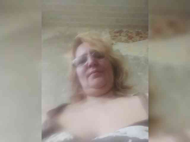 ForestLadyXL webcam