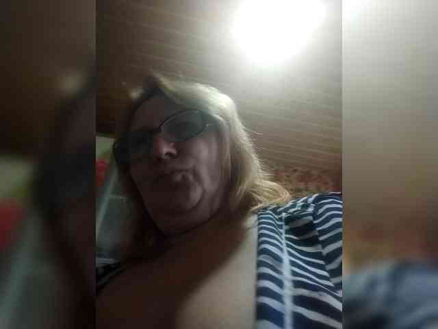 ForestLadyXL webcam