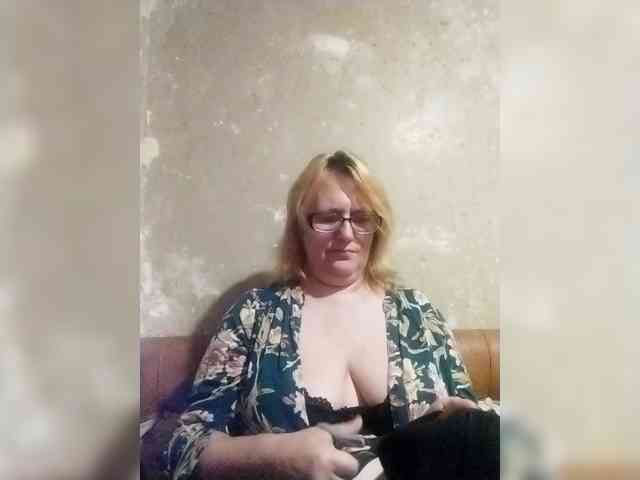 ForestLadyXL webcam