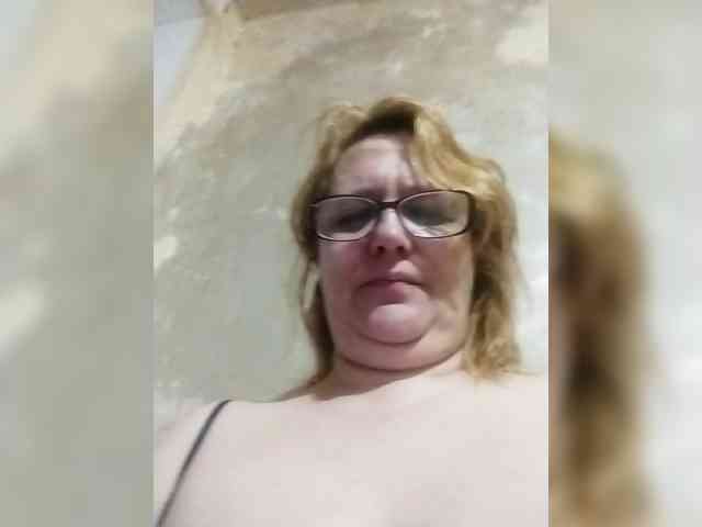 ForestLadyXL webcam