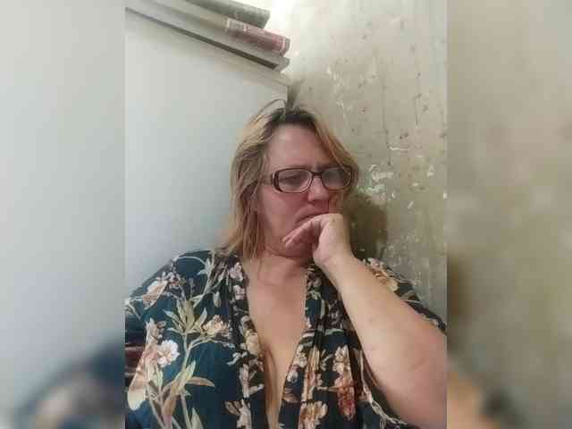 ForestLadyXL webcam