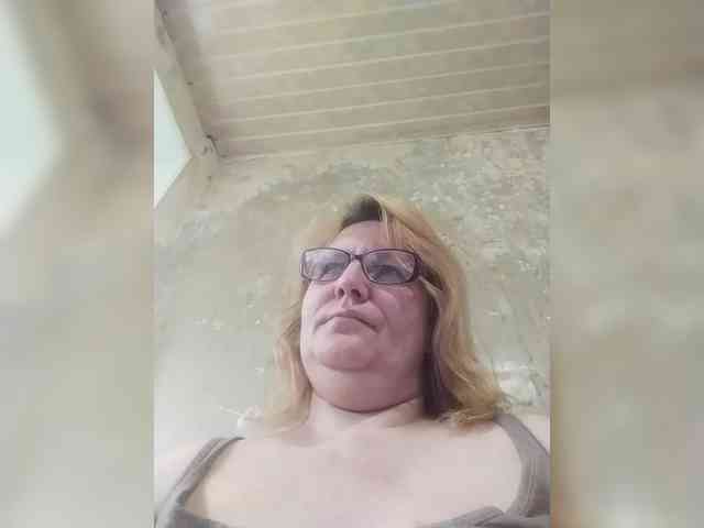 ForestLadyXL webcam