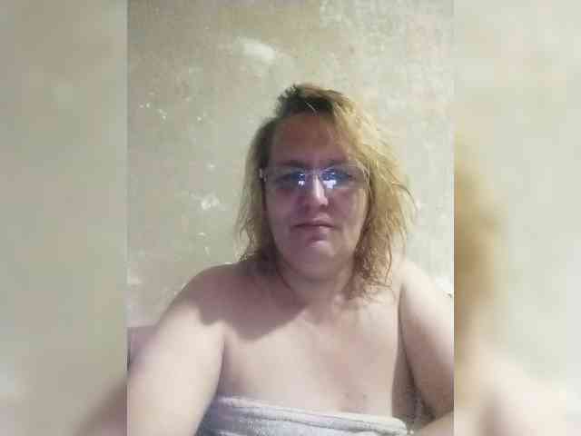 ForestLadyXL webcam