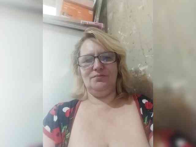 ForestLadyXL webcam