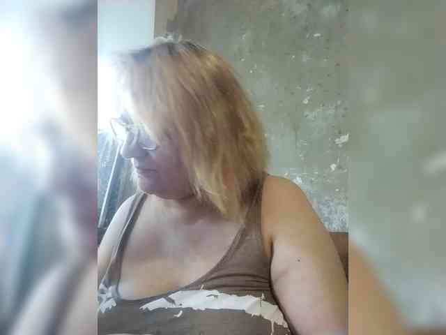 ForestLadyXL webcam