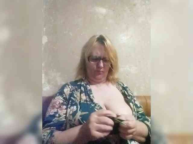 ForestLadyXL Sex Cam Show
