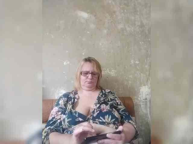 ForestLadyXL webcam