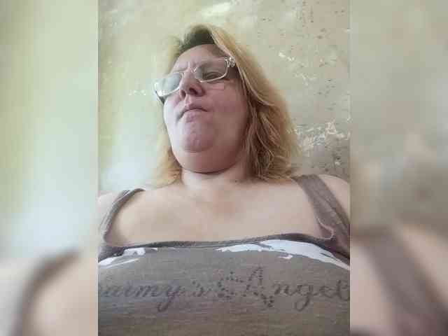 ForestLadyXL webcam