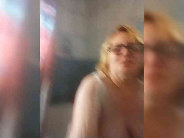 ForestLadyXL webcam
