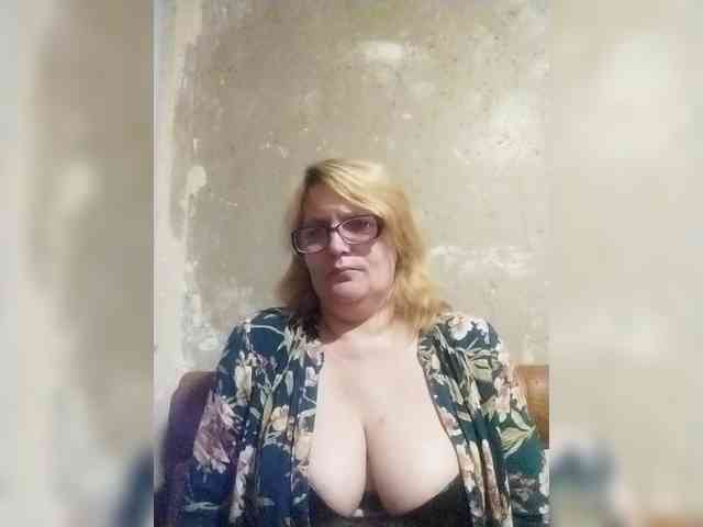 ForestLadyXL webcam
