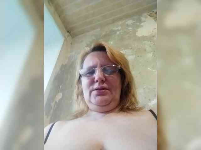 ForestLadyXL webcam
