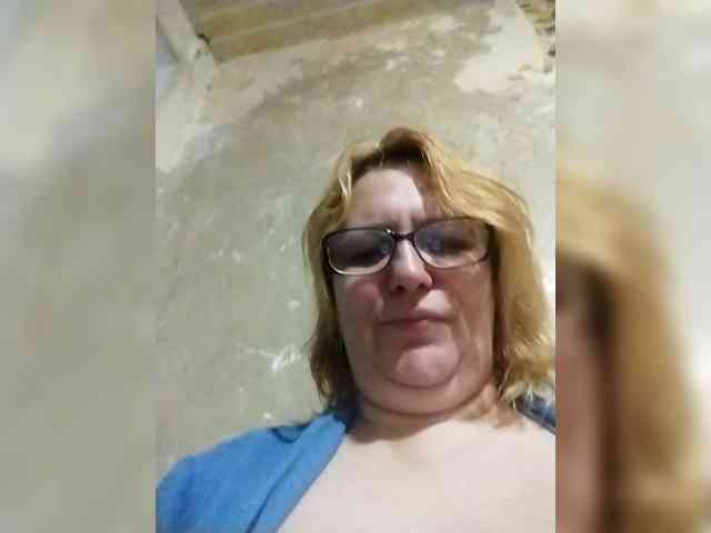 ForestLadyXL webcam