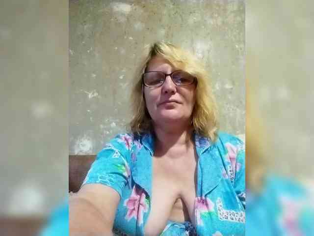 ForestLadyXL webcam