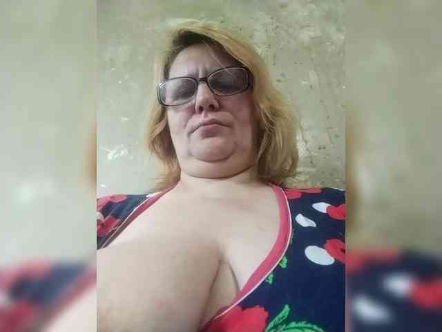 ForestLadyXL webcam