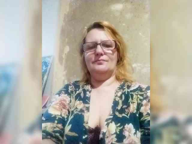 ForestLadyXL webcam