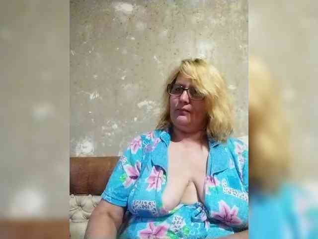 ForestLadyXL webcam