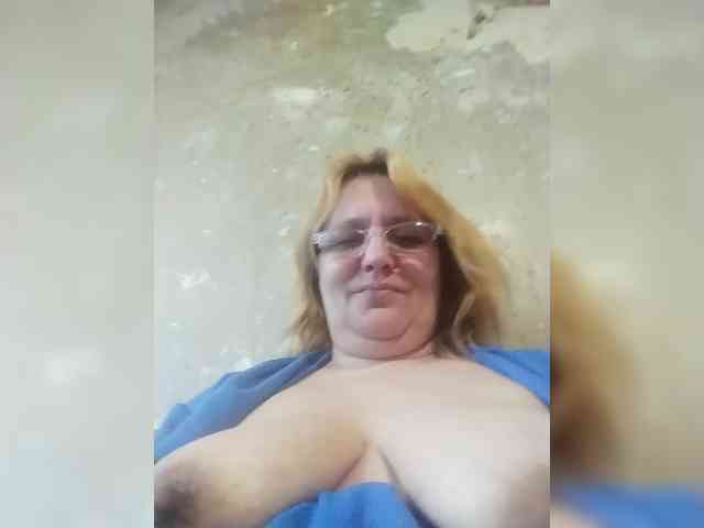 ForestLadyXL webcam