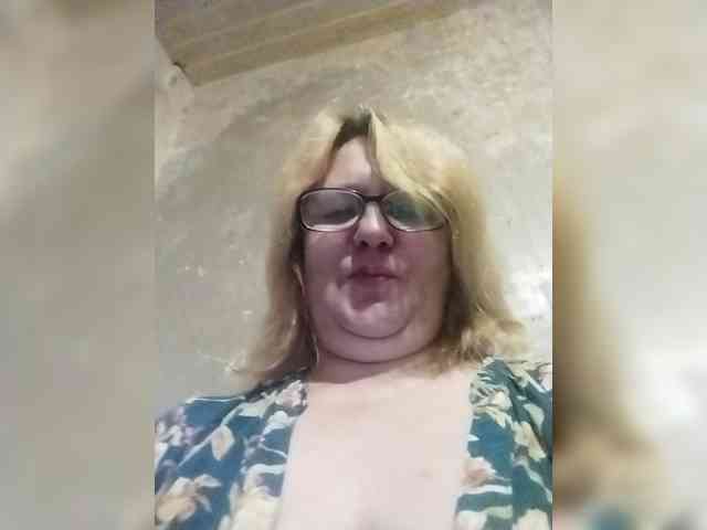 ForestLadyXL webcam