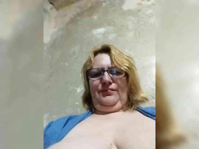 ForestLadyXL webcam