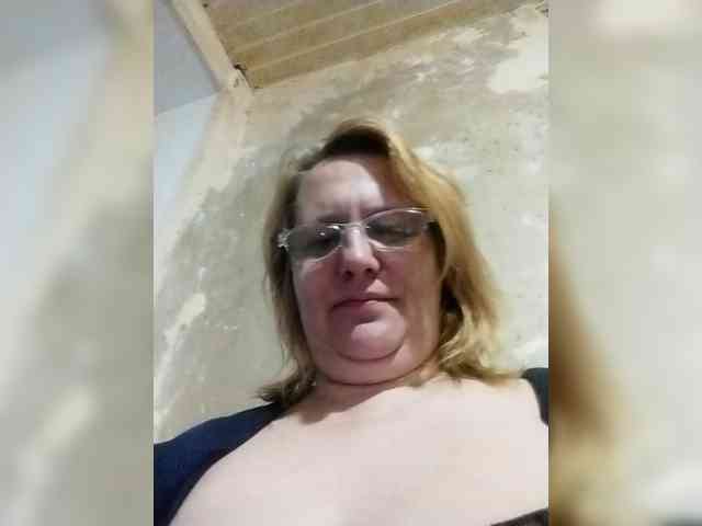 ForestLadyXL webcam
